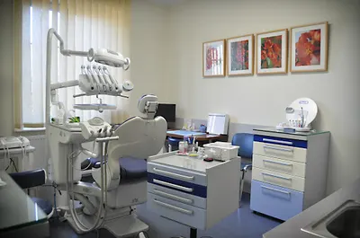 Klinika stomatologiczna Zubar Pruszków